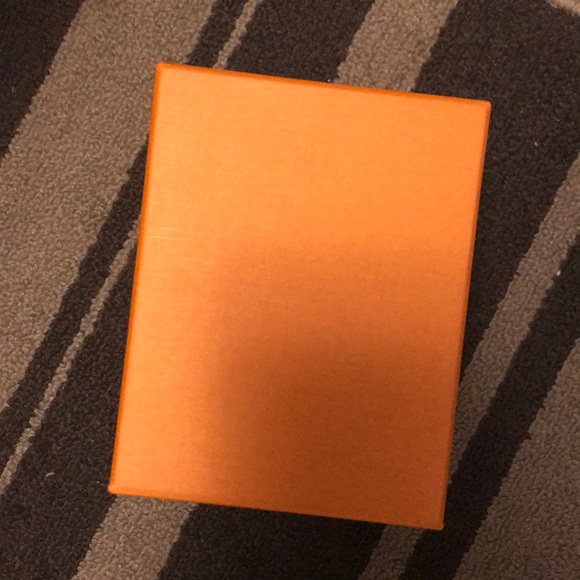 Louis Vuitton dustbox gift box - Picture 5 of 9